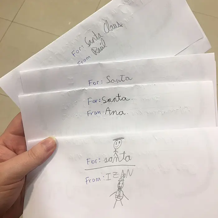 Cartas para Papá Noel escritas por alumnos en Academia de inglés en Gijón